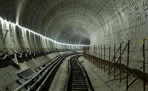 天津地铁6号线二期工程提前实现全线隧道贯通